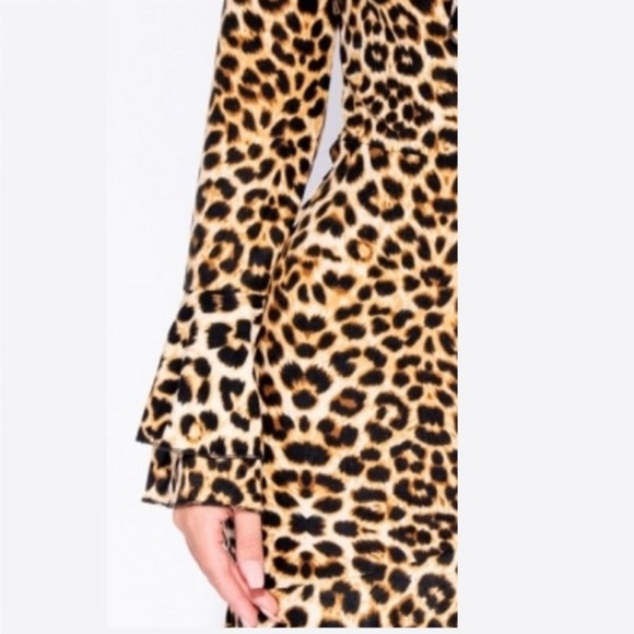 FAUX WRAP LEOPARD DRESS - Picture 3 of 6